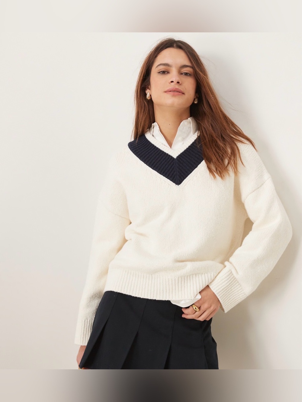 Abercrombie & Fitch Merino Wool-Blend Cricket-Style Cream V-Neck 
Sweater- OS Sm